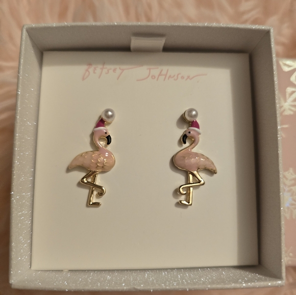 Betsey Johnson Santa Flamingo Earrings! - Picture 12 of 13